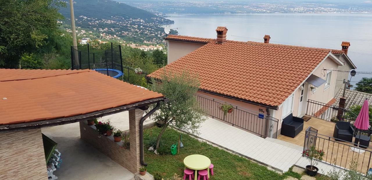Villa House Anastazia With Spectacular View à Lovran Extérieur photo